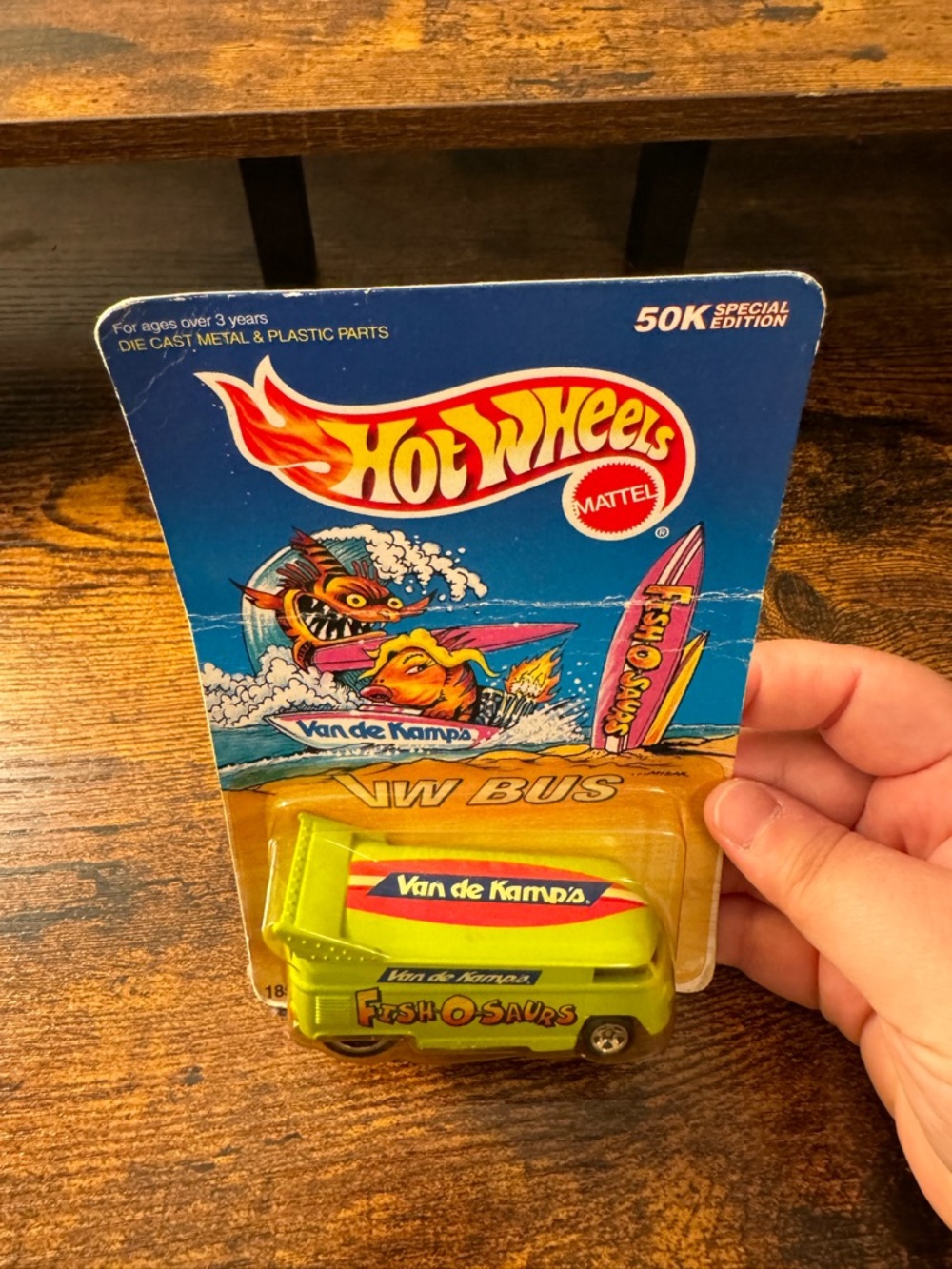 Vintage 1997 Hot Wheels Van De Kamp’s Fish-O-Saurs VW Bus Diecast Car - Picture 4 of 8